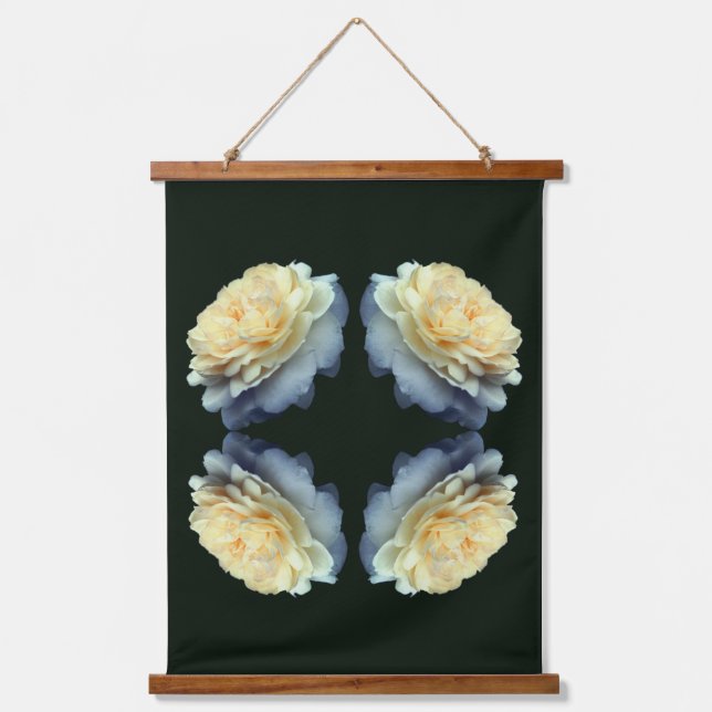 Tapisserie Suspendue Pale Yellow Rose In Bloom Mirror Abstract (Recto)