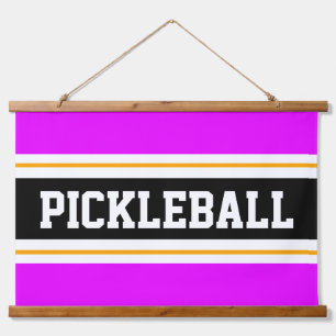Tapisserie Suspendue PICKLEBALL Bright rose Jaune Noir rayures de cours