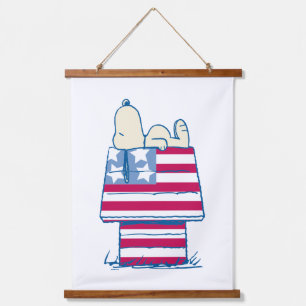 Tapisserie Suspendue Snoopy sur 4 juillet Dog House