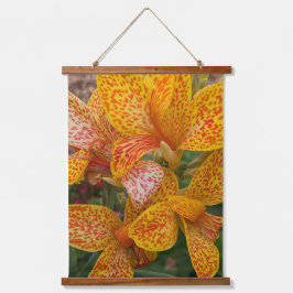 Tapisserie Suspendue Yellow Canna Lily with Red Speckles Floral