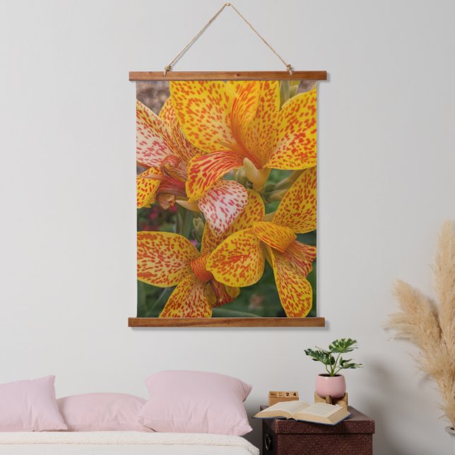 Tapisserie Suspendue Yellow Canna Lily with Red Speckles Floral (Chambre à coucher)