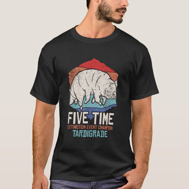 Tardigrade Bear Extinction Event Champion T-Shirt (Vorderseite)