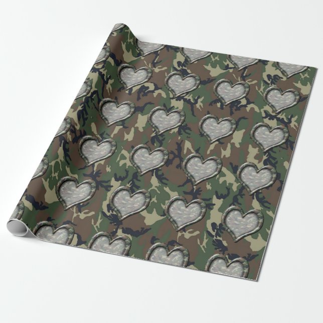 Tarnung Woodland Forest Heart Geschenkpapier (Ungerollt)