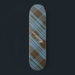 Tartan Clan Anderson Checkered Kariert Skateboard<br><div class="desc">Mit diesem Tartan Skateboard von Anderson Clan Scottish Print können Sie Ihr Tartan-Spiel verbessern, das sich für wärmere Monate eignet, während Sie Ihre Fähigkeiten beim Springen über Objekte beherrschen. TIP: Feiern Sie alles, was Tartan Clan Anderson bietet, und kombinieren Sie dies mit unserer Coffee Tasse, Küchentuch, Wasserflasche oder iPhone-Gehäuse, die...</div>