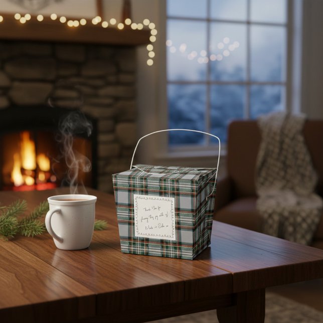 Tartan Favor Box with Custom Hand-Drawn Note Geschenkschachtel (Von Creator hochgeladen)