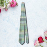 Tartan kariertes, modernes pastellgrün-graues Beig Krawatte<br><div class="desc">Moderne künstlerische Interpretation des karierten Tartan- oder Büffelstils.Die Farbgebung ist in warmen Pastellnuancen von Gelb,  Blau,  Zyan,  aquamarin,  Creme,  Grau,  Grün,  Orange.Die Nuancen werden wie nasse Aquarellfarben in einer zarten und sanften Art und Weise vermischt.Dieses Design wirkt trendig und klassisch.Es ist auch ein Geschenk für alle,  die Liebe..</div>