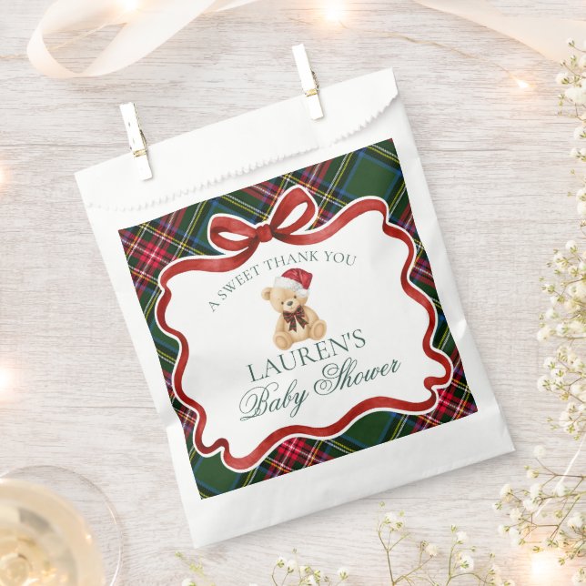 Tartan Plaid Christmas Bear Baby Shower Dessert Geschenktütchen (Ausgeschnitten)