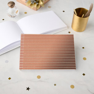 Tasche mit Designer-Muster im Quiet-Luxury-Stil Gästebuch