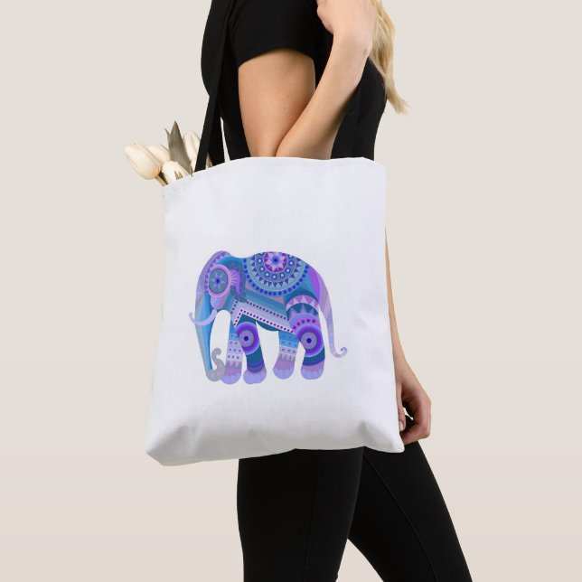 TASCHE mit einem blauen Elefanten (Von Nahem)