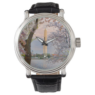 Tasche mit Kirschblüten am Washington Monument Armbanduhr