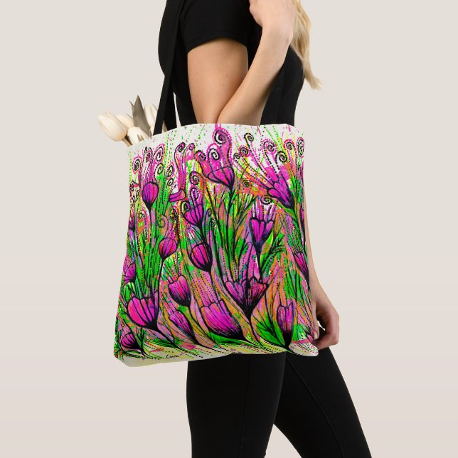 Tasche mit rosa Blume (Von Nahem)