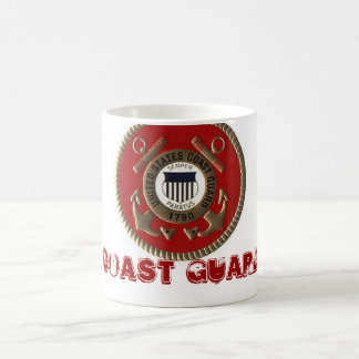 Tasse 11oz, die bunt Küstenwachesymbol anzeigt