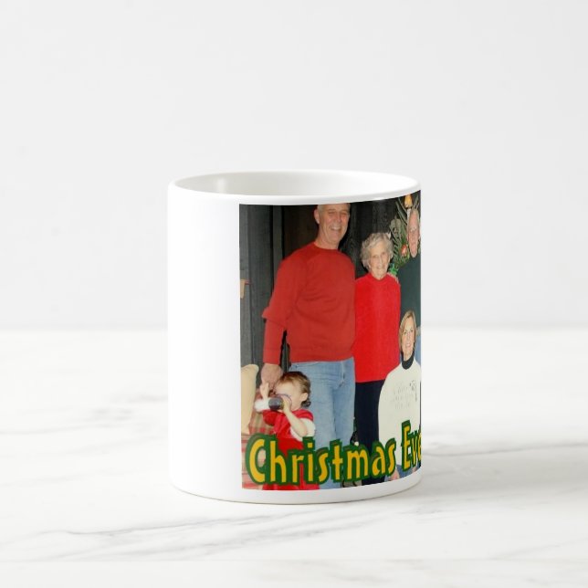 TASSE 1 DU RÉVEILLON DE NOËL 2009 DE FAMILLE DE (Centre)