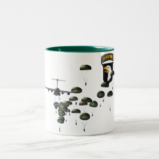 Tasse 2 Couleurs 101e parachutistes de saut aéroportés