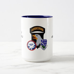 TASSE 2 COULEURS 506TH L'INFANTERIE ATTAQUENT