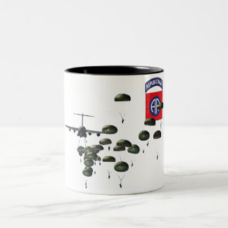 Tasse 2 Couleurs 82e parachutistes de saut aéroportés
