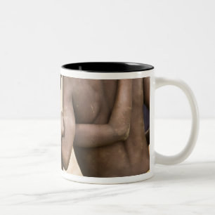 Tasse 2 Couleurs Afrique, Afrique de l'Ouest, Ghana, Yendi. Prise d