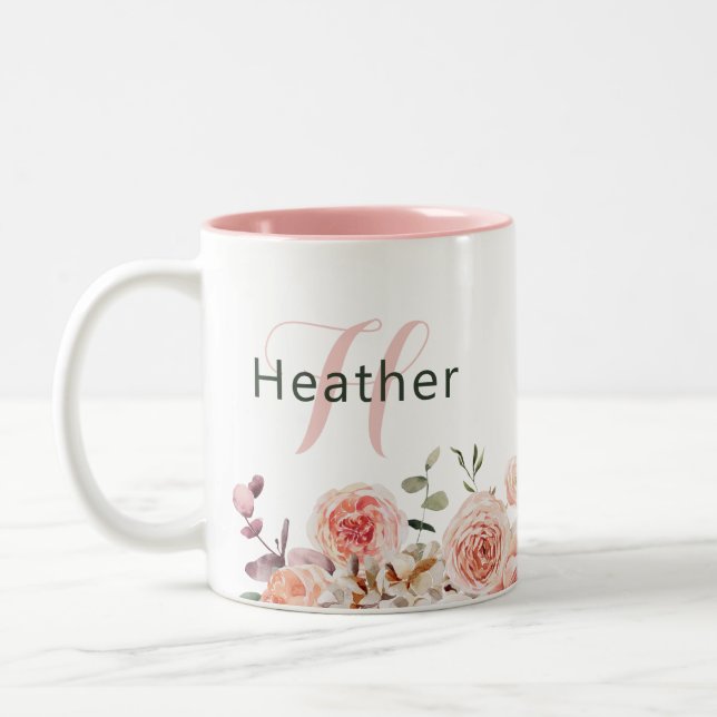 Tasse 2 Couleurs Aquarelle Fleurs de crème rose | Nom Monogramme (Gauche)