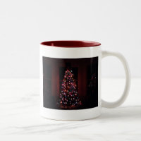 Arbre de Noël dans la fenêtre