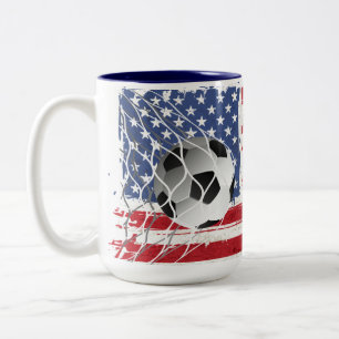 Tasse 2 Couleurs Ballon de football sur le drapeau américain