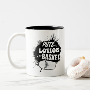 Tasse 2 Couleurs Ça met la lotion dans le sac