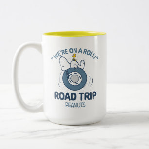Tasse 2 Couleurs cacahuètes   Snoopy & Woodstock Road Triage