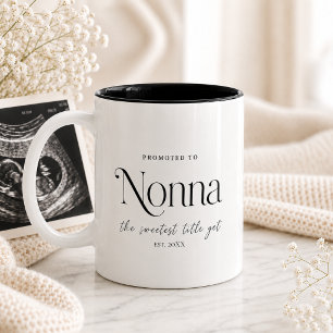 Tasse 2 Couleurs Cadeau d'annonce de grossesse pour Nonna
