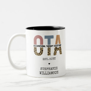 Tasse 2 Couleurs Cadeaux de l'assistant d'ergothérapie OTA personna