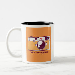 Tasse 2 Couleurs Caméra vintage, Ne soyez pas Négatif