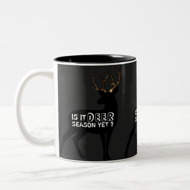 Tasse 2 Couleurs Cerfs communs drôles chassant la caverne (Gauche)
