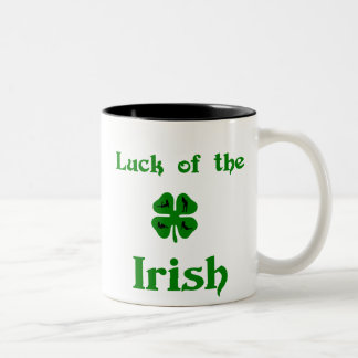 Tasse 2 Couleurs Chance de l'Irlandais avec des bébés