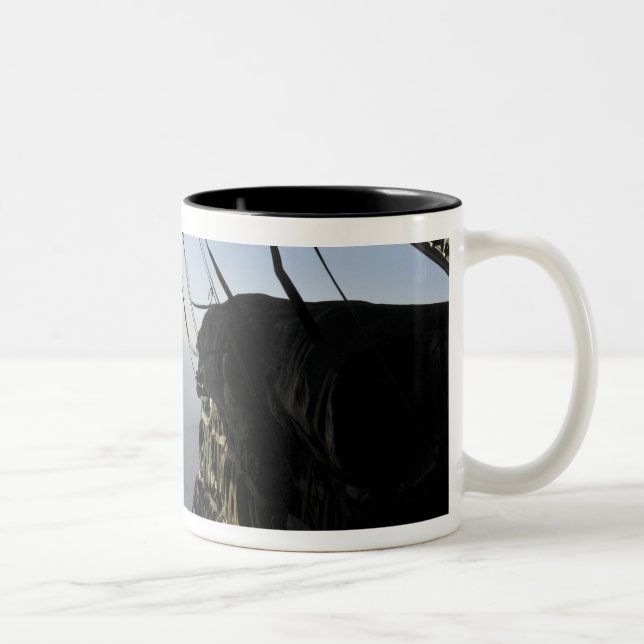 Tasse 2 Couleurs Chargeur de la Force aérienne américaine (Droit)