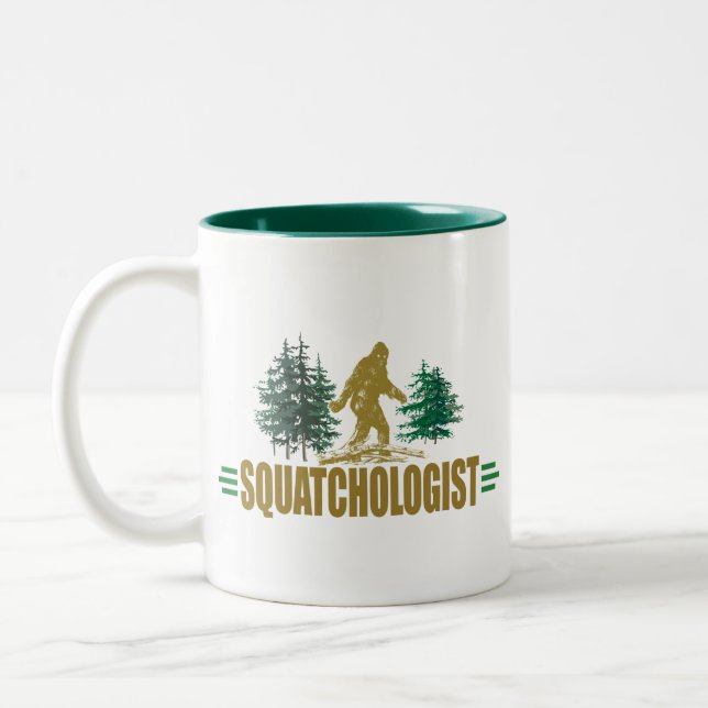 Tasse 2 Couleurs Chasseur drôle de Sasquatch (Gauche)