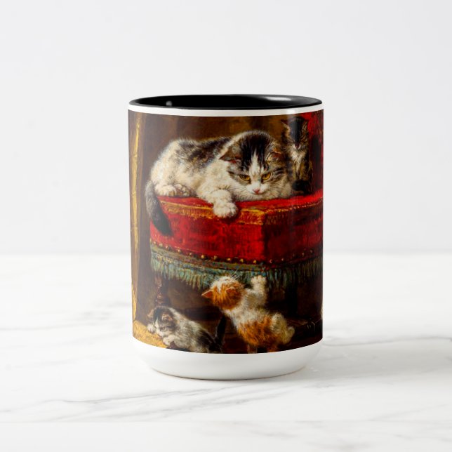 Tasse 2 Couleurs Chat et chatons Jouer avec chaise (Centre)