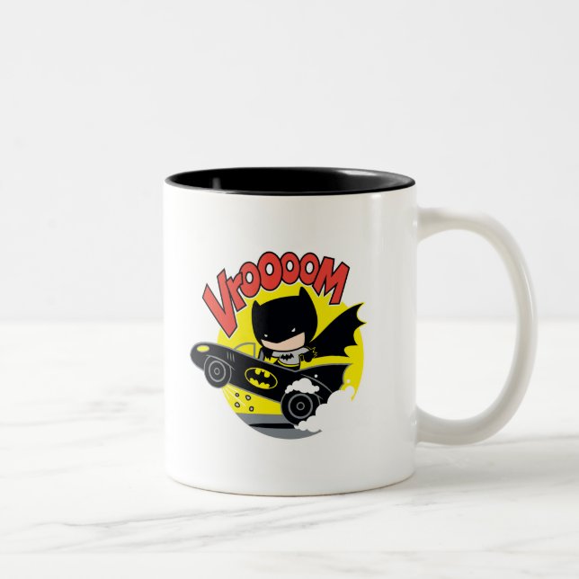 Tasse 2 Couleurs Chibi Batman Dans Le Batmobile (Droit)