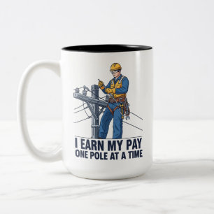 Tasse 2 Couleurs Citation d'électricien travailleur acharné