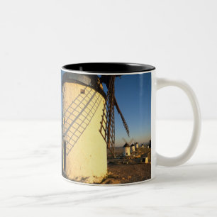 Tasse 2 Couleurs Consuegra, La Mancha, Espagne, moulins à vent et