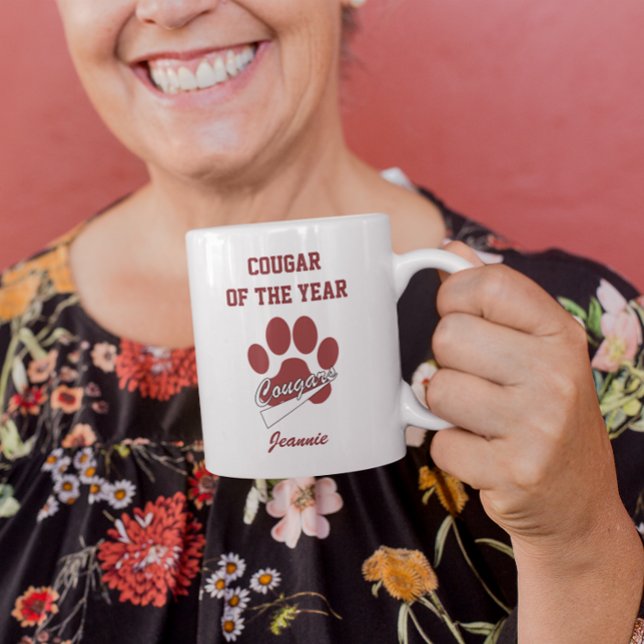 Tasse 2 Couleurs Cougar de l'année drôle Maroon (Créateur téléchargé)