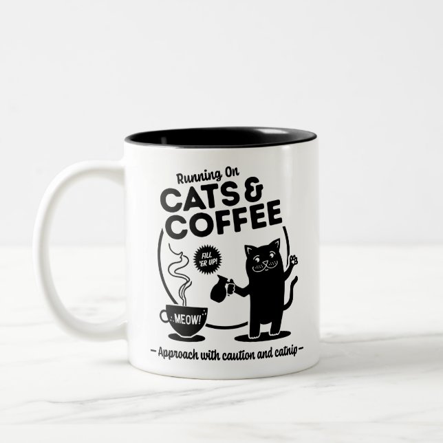 Tasse 2 Couleurs Courir sur Chats et Café 11 oz. (Gauche)