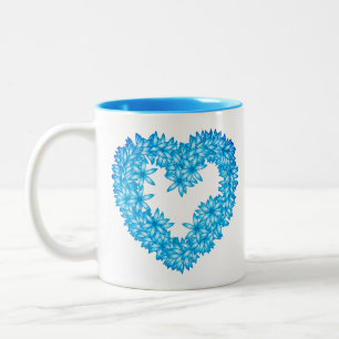 Tasse 2 Couleurs Couronne de fleurs en forme de coeur, bleu pastel