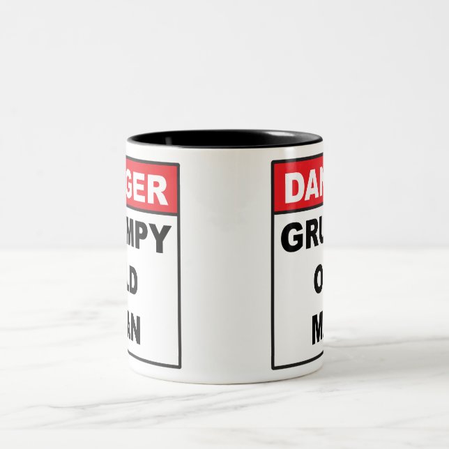 Tasse 2 Couleurs Danger : Vieux grincheux (Centre)