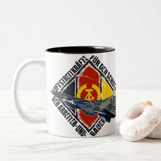 TASSE 2 COULEURS DDR MIG 23 (Avec donut)
