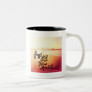 Tasse 2 Couleurs Dites oui à de nouvelles aventures