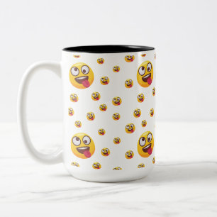 Tasse 2 Couleurs "Drôle Mignonne Tongue Out Emoji Design"