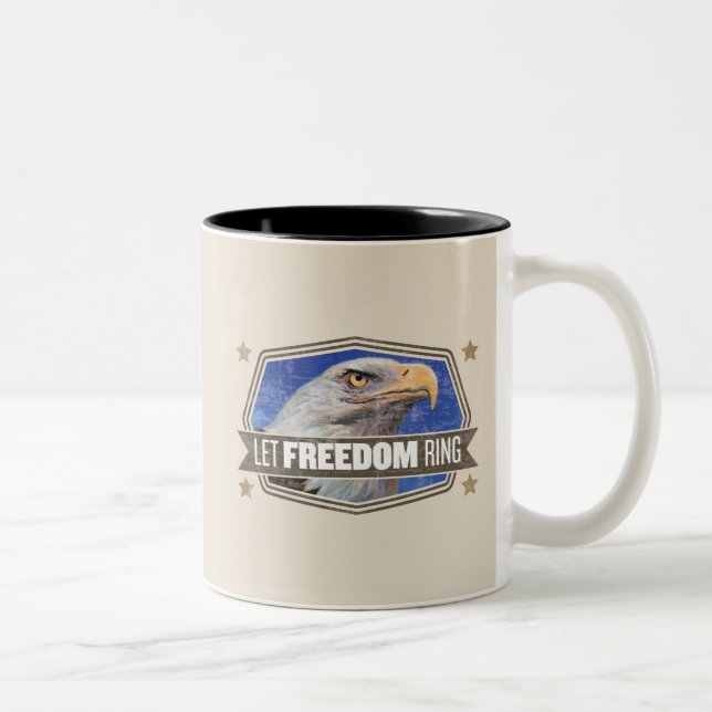 Tasse 2 Couleurs Eagle-Laissez l'anneau de liberté (Droit)