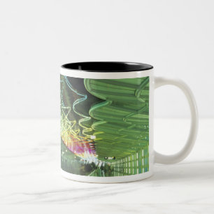 Tasse 2 Couleurs Éclairage au néon dans le couloir de l'aéroport O'
