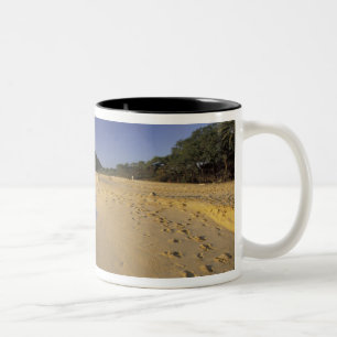 Tasse 2 Couleurs États-Unis, Hawaï, Maui, Empreintes dans le sable,