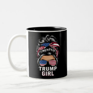 Tasse 2 Couleurs Fille Trump Bun Sombre Drapeau USA Trump Élection
