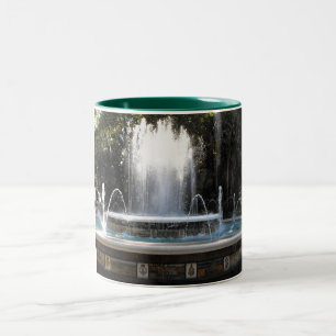 Tasse 2 Couleurs Fontaine à Marbella en Espagne.