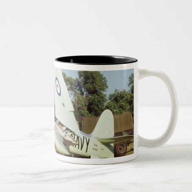 Tasse 2 Couleurs Fureur de mer de colporteur chez CAF, aile du (Droit)